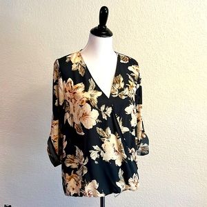 Lg. West Kei Floral Blouse